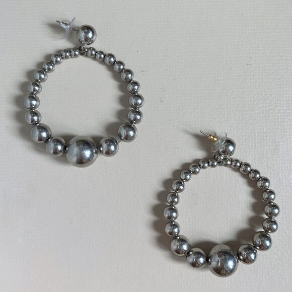 funky metallic vintage hoop earrings - Picture 1 of 2
